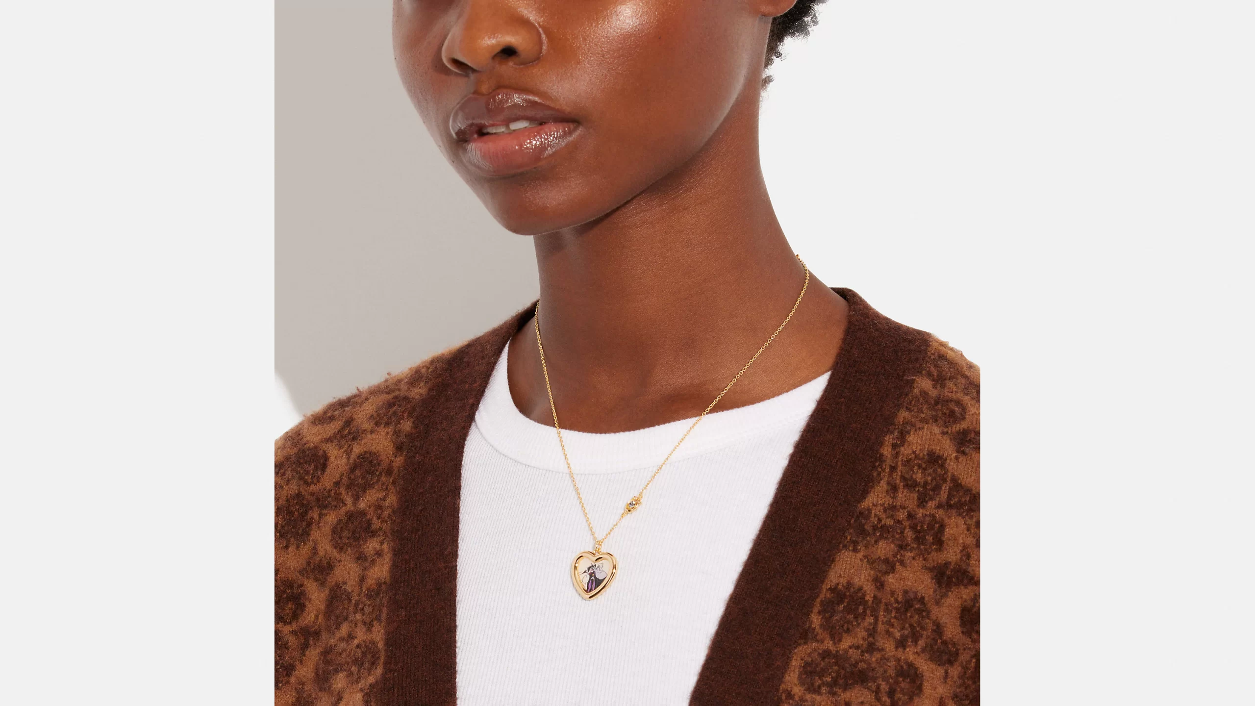 Collar de Corazon de Villanas, DISNEY X COACH - Image 3